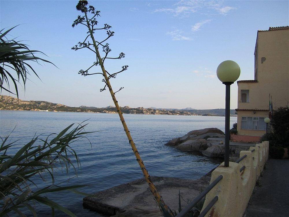 Hotel Il Gabbiano La Maddalena  Exteriér fotografie